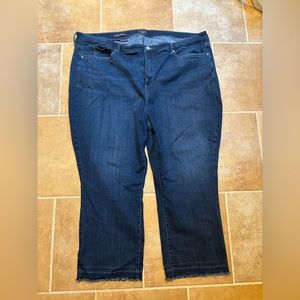 NYDJ Marilyn Straight LiftXTucksize 28W dark wash jeans